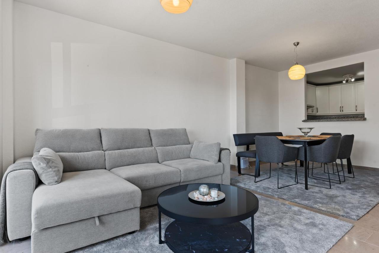 Marysol Beachclose With Pool By Costarentals - Ref 200 Apartment